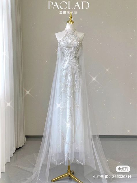 Wedding Ideas Dresses, Dream Wedding Ideas, Dress Ethereal, Tulle Long Dress, Plain Wedding Dress, Fairytale Gown, White Evening Gowns, Ethereal Dress, Gowns Dresses Elegant