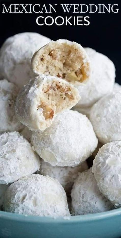 MEXICAN WEDDING COOKIES... - Grandma’s Old Recipes Mexican Wedding Cookies Recipes, Wedding Cookies Recipe, Mexican Wedding Cookies, Snowball Cookies, Christmas Candy Recipes, Crinkle Cookies, Cooking Classy, S'mores, Crumpets