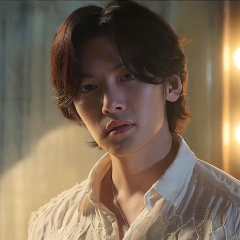 The sound of magic netflix k-series Healer Ji Chang Wook, Ji Chang Wook Long Hair, Ji Chang Wook The Sound Of Magic, Lee Chang Wook, Sound Of Magic, Ji Chang Wook Smile, Korean Drama Quotes, Magic Man, Stranger Things Art