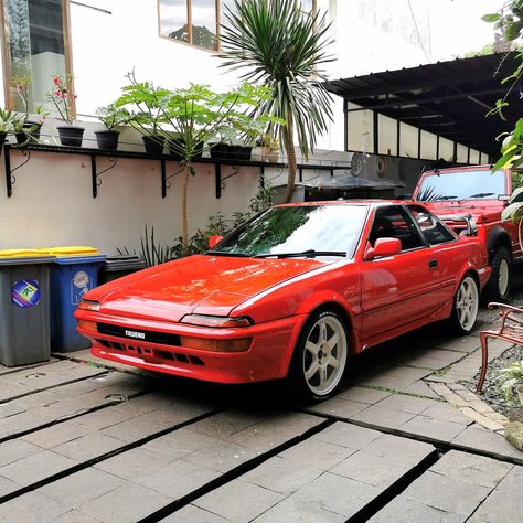 Ae92 Trueno, Toyota Corolla Custom, Toyota Ae92, Vintage Supercars, Civic Ef, Best Jdm Cars, Toyota Mr2, Cool Sports Cars, Ae86