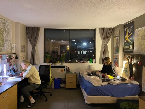 Hospital Room Aesthetic, Japanese Room Aesthetic, My Dorm Room, Full Bedroom, Japanese Room, Aesthetic Rooms, Pretty Room, Dreamy Room, Dream Room Inspiration