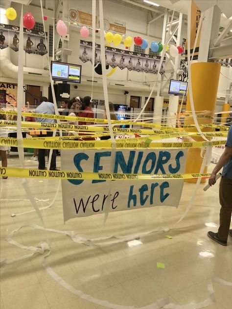 Harmless Senior Pranks, High School Spirit Days, Senior Prank Ideas High Schools, Senior Pranks High School, Senior Prank Ideas, Senior Year Pranks, Best Senior Pranks, Spirit Week Ideas, School Spirit Posters