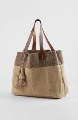 Jute Bags Design, Sacs Tote Bags, Jute Tote Bag, Jute Tote Bags, Burlap Bags, Diy Bag Designs, Jute Totes, Tote Bags Sewing, Jute Bags