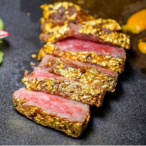 image Gold Steak, Expensive Meals, Most Expensive Food, Expensive Food, Crockpot Recipes Ground Beef, Gold Food, Truffle Pasta, Wagyu Steak, Crockpot Recipes Chicken