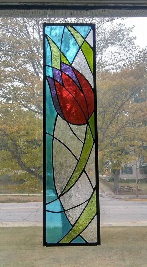 Fleurs Art Nouveau, Art Deco Flowers, Tiffany Glass Art, Stained Glass Quilt, Glass Art Pictures, Modern Stained Glass, زجاج ملون, Glass Painting Designs, Glass Creations