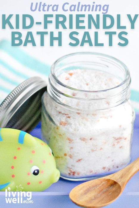 One of the benefits of lavender oil is its calming properties, making it perfect for DIY bath salts. This recipe is super easy, made with Epsom salt, sea salt, baking soda, and essential oils. You and your whole family will enjoy this Epsom salt bath for kids. Baking Soda And Epsom Salt Bath, Fizzy Bath Salts Recipe, Epsom Salt Recipes, Diy Bath Salts Recipe, Epsom Salt Bath Recipe, Benefits Of Lavender Oil, Epson Salt Bath, Homemade Bath Salts Recipe, Magnesium Bath Salts