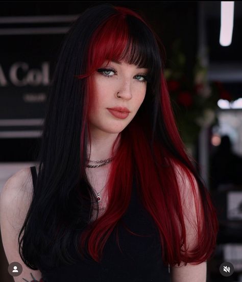 Black And Red Straight Hair, Red And Black Half And Half Hair, Red And Black Halo Hair, Red Streak In Hair, Alternative Red Hair, Red Streaks In Black Hair, Halo Hair Color Ideas, Halo Hair Color, Red Halo Hair