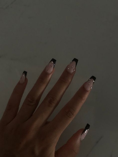 Chase Atlantic Makeup, Chase Atlantic Nails, Chase Atlantic, Perth, Nail Inspo, Hair Makeup, Desk, Paris, Nails