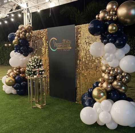 Karas Party Ideas.com, Formal Party Decorations Ideas, Black And Gold Themed Graduation Party, Business Anniversary Ideas Parties, Gold And Black Backdrop Ideas, Graduation Decorations Balloons, Black And Gold Graduation Party Decorations, Classy Graduation Party Ideas, Year End Party Decoration