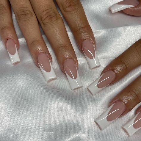 Med Square Acrylic Nails French Tip, Squared French Tips, White French Tip With Charms, Medium Nails Square, White French Tip Square, Medium French Tip Nails, White French Tip Coffin, Medium French Tip Acrylic Nails, Franche Nails