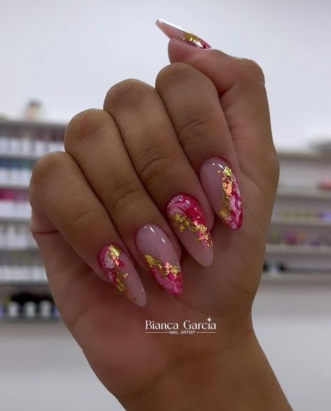 Gold Flake Nails, Summer Nail Color, Joyful Colors, Elegant Touch Nails, Pink Summer Nails, Nail Color Trends, Hippie Nails, Summer Nail Art, Gold Flake