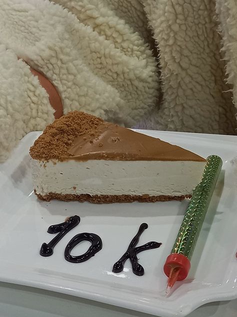 10k Cake, Neutral Aesthetic, 2023 Vision, Vision Board, Architecture, Ethnic Recipes, Cake, Quick Saves, Tiramisu