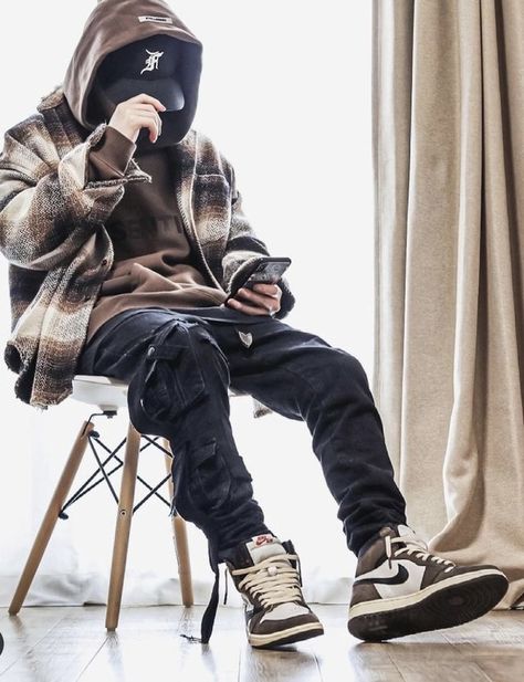 Men Streetwear Winter, Green Winter Outfits, Classic Winter Outfits, Winter Fashion Aesthetic, Hoodie Outfit Ideas, Streetwear Winter Outfits, Winter Outfits Men Streetwear, Men's Winter Fashion, Winter Outfits For Men