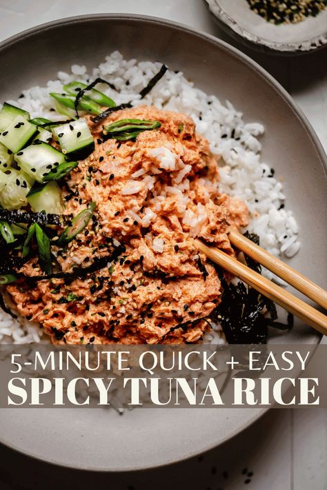 Tuna Rice is a quick and easy Hawaiian-inspired dish made with a spicy sriracha tuna mix layered over white rice. Add crunchy, umami toppings and dig into this budget-friendly and protein-packed meal that everyone will love! // recipe // canned // healthy // easy Spicy Tuna Recipe, Tuna And Rice, Healthy Tuna Recipes, Tuna Dinners, Tuna Rice, Canned Tuna Recipes, Healthy Tuna, Rice Bowls Recipes, Spicy Tuna