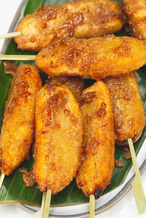 Banana Cue (Caramelized Bananas) - Recipes by Nora Banana Que, Banana Cue, Thai Fried Banana Recipe, Banana Cue Filipino Food, Filipino Fried Banana Recipe, Caramelised Banana, Silog Meals, Banana Que Filipino, Deep Fried Bananas