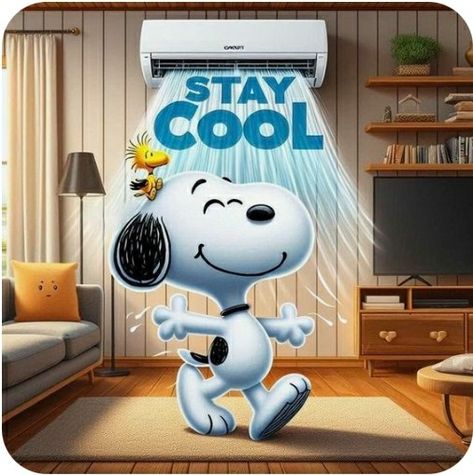 Snoopy Hot Weather, Girlfriend Quotes Friendship, Gifs Snoopy, Goodnight Snoopy, Snoopy Happy Dance, Halloween Snoopy, Wednesday Greetings, Happy Easter Pictures, Charlie Brown Characters