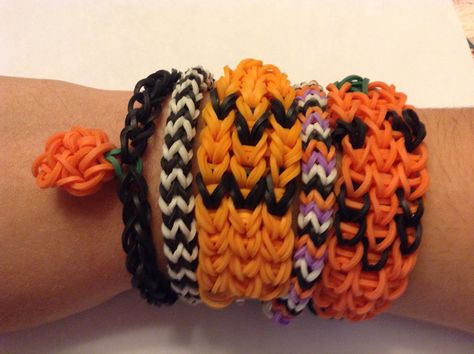 Happy Halloween! Halloween rainbow loom bracelets Fall Rubber Band Bracelets, Fall Loom Bracelet, Rainbow Loom Halloween Bracelets, Rainbow Loom Fall Bracelets, Halloween Rubber Band Bracelet, Halloween Rainbow Loom Bracelets, Halloween Rainbow Loom, Cute Rainbow Loom Bracelets, Halloween Loom Bracelets