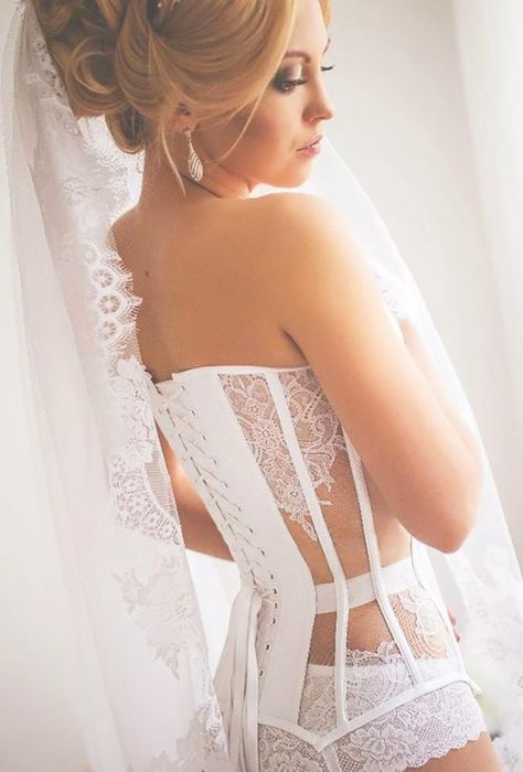 Bridal Lingerie Photoshoot, White Bridal Lingerie, Elegant Wedding Themes, Wedding Corset, Lingerie Bridal, Gorgeous Lingerie, Lingerie Photoshoot, Vintage Corset, Corset Bustier