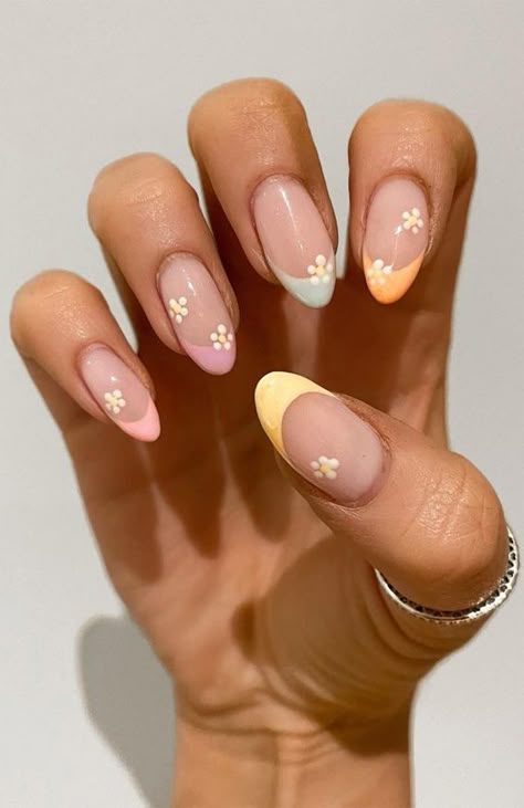 easter nails, spring nails, easter nails designs, easter nail art, easter nail designs, easter egg nails, pastel nails, french easter nails Simple Holiday Nails Summer, Nail Designs Easter, Nail Art Easter, Easter Egg Nails, Easter Themed Nails, French Easter, Egg Nails, Easter Nails Easy, Beginner Nail Designs