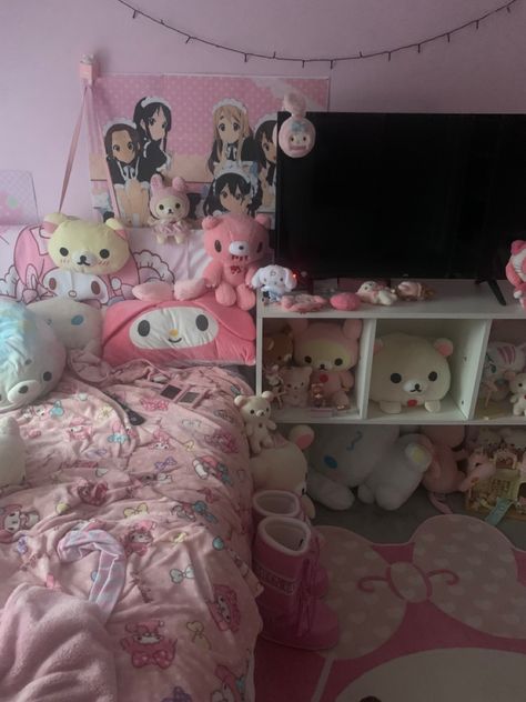 Yami Kawaii Bedroom, Cutecore Room, Kawaii Room Ideas, Kawaii Bedroom, Hello Kitty Rooms, Otaku Room, Pink Room Decor, Kawaii Room Decor, Cute Bedroom Ideas