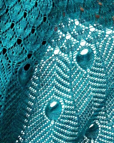 Ravelry: Pretty As A Peacock Shawl by Jae Koscierzynski Peacock Shawl, Peacock Crochet, Shawl Pattern, Knitted Shawls, Crochet Shawl, Lace Knitting, Lace Design, Knit Scarf, Knitting Designs