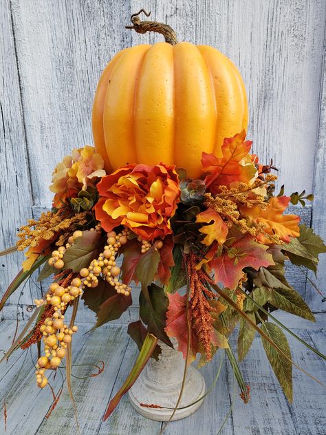 Fall theme cakes