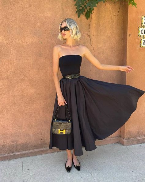 Full Skirt And Top, Flat Shoes Outfit, Celebrity Inspired Outfits, Ballet Flats Outfit, Tube Midi Dress, Maje Dress, Parisian Women, Flats Outfit, Elsa Hosk