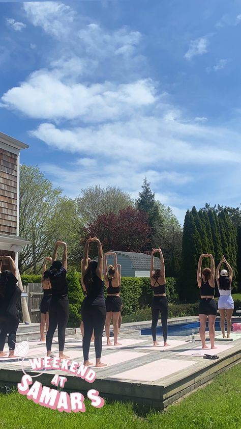 Bachelorette Party Yoga, Yoga Bachelorette, Hamptons Bachelorette, Tropical Bachelorette Party, Bachelorette Inspo, Bach Bash, Tropical Bachelorette, Bachelorette Party Weekend, Nashville Bachelorette Party