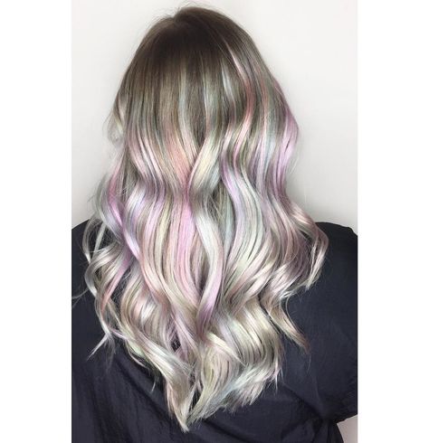 People are using several metallic pastel dyes to create mesmerizing, mermaid-like mother-of-pearl hair color. Pearl Hair Color, White Ombre Hair, Best Ombre Hair, Holographic Hair, Opal Hair, Latest Hair Color, Healing Waters, Hair Guide, Ombre Hair Color