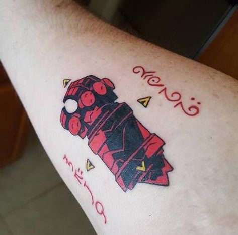 Right hand of doom Hellboy Tattoo Ideas, Doom Tattoo, Right Hand Of Doom, Noxus League Of Legends, Hellboy Tattoo, Tattoo Website, Medieval Tattoo, Tattoo Process, Spider Tattoo