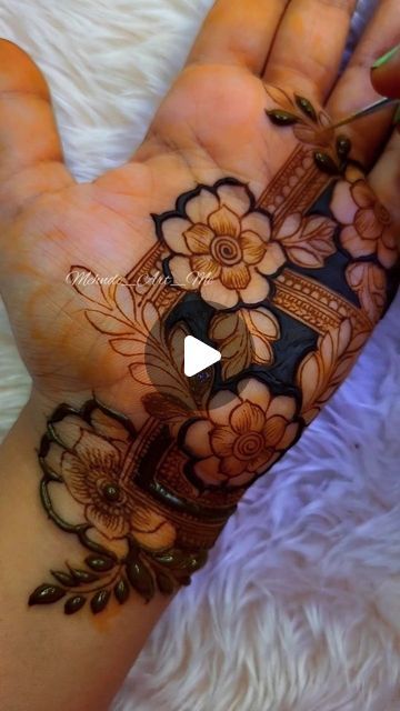 Mehndi Designs With Name, Simple Dubai Mehndi Designs, Henna Sleeve Tattoos For Women, New Mehandi, Mehndi Artist, Mehndi Art, August 28, Diy Hair, Hand Designs