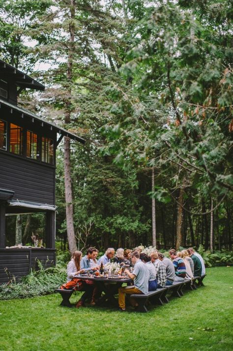 Backyard Dinner, Dinner Friends, Friends Picture, Family Style Dinner, Harbor Springs, Picnic Tables, Outdoor Dinner, Location Inspiration, Picnic Time