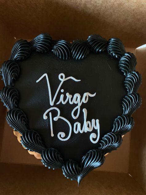 Virgo Baby Cake, Cake 20th Birthday, Virgo Birthday Cake, 19th Birthday Cakes, Heart Birthday Cake, 22nd Birthday Cakes, Bolo Vintage, 17 Birthday Cake, 17th Birthday Ideas