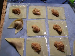 Steamed Wontons and Asian Pork Balls - recipe and instructions Steamed Wontons, Bamboo Steamer Recipes, Wok Recipes, Dim Sum Recipes, Cooking Shows, Wonton Recipes, Asian Pork, Tv Chefs, Foreign Food