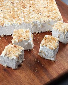 Handmade Marshmallows, Recipes With Marshmallows, Homemade Marshmallows, Food Club, Homemade Candies, Köstliche Desserts, Secret Recipe, Toasted Coconut, Sweets Treats