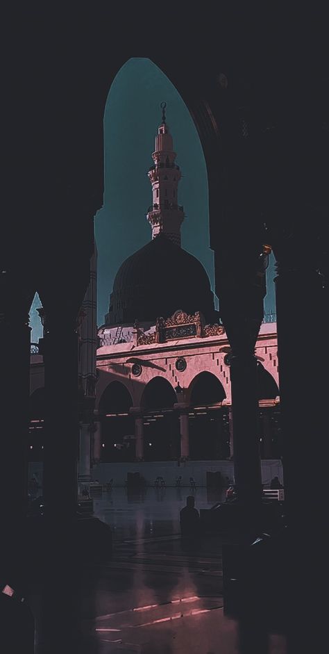 Makka Madina Wallpaper, Madina Pic, Masjid Aesthetic, Macca Madina, Madina Sharif Beautiful Pic, Mecca Images, Khwaja Ji Pic, Social Media Images Design, Islamic Pic