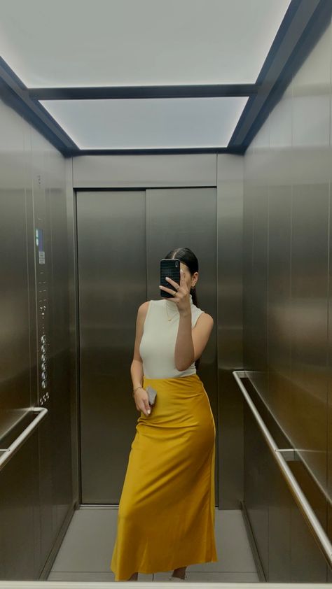 Yellow Silk Skirt Outfit, Yellow Skirt Outfit Aesthetic, Yellow Midi Skirt Outfit, Satin Midi Skirt Outfits, Yellow Skirt Outfit, Yellow Skirt Outfits, Silk Skirt Outfit, Skirt Outfits Aesthetic, Yellow Midi Skirt