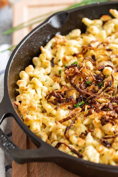 Spatzel Recipes, Spaetzle Recipes Easy, Spetzler Recipe, Kase Spaetzle Recipe, Spetzel Recipe Easy, Chicken Spaetzle Recipes, Spatzle Recipe Dishes, Recipes With Spaetzle Noodles, Authentic German Spaetzle