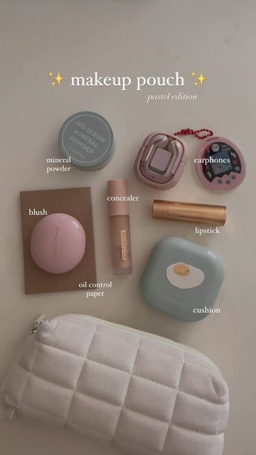 School Makeup Bag, Ulta Finds, Dior Eyeshadow Palette, Whats In My Makeup Bag, Dior Eyeshadow, Oil Lipstick, Makeup Collection Goals, What's In My Purse, Expensive Makeup