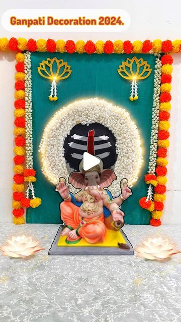 Best Ganpati Decoration At Home, Ganapati Decoration At Home, Ganesh Decoration Ideas Home Decor, Easy Ganpati Decoration, Ganesh Decoration Ideas, Decoration Idea For Home, Mogra Flower, Flower Decoration For Ganpati, Puja Decoration