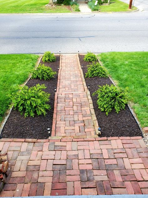 Brick Sidewalk, Brick Road, Yellow Brick Road, Diy House Projects, Diy House, House Projects, Red Bricks, Garden Paths, Flower Beds