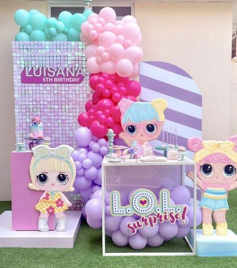 Lol Surprise Balloon Garland, Lol Theme Birthday Party Ideas, Lol Birthday Party Ideas, Rainbow High Party, Lol Surprise Dolls Party Ideas, Surprise Party Themes, Lol Party Ideas, Lol Doll Party, Lol Surprise Birthday