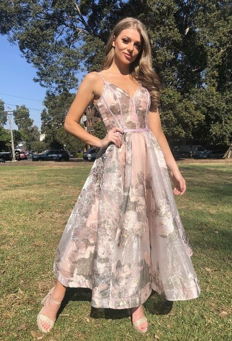 Floral Engagement Dress, School Formal Dresses, Pastel Floral Dress, Rope Dress, Lace Playsuit, Lover Dress, Summer Deco, Dress Name, Long Sleeve Sequin Dress