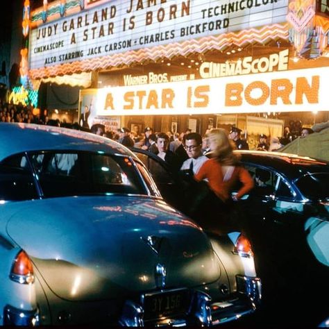 Pantages Theatre, Hollywood Theater, Hollywood Premiere, Best Director, Vintage Los Angeles, Judy Garland, Vintage California, A Star Is Born, Life Pictures