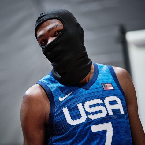 Kevin Durant on Instagram: “"Mask on" 🥷” Kd Nba, Nba Kevin Durant, Kevin Durant Wallpapers, Rose Nba, Basketball Artwork, Face Blur, Athlete Quotes, Funny Pick, Basketball Photography