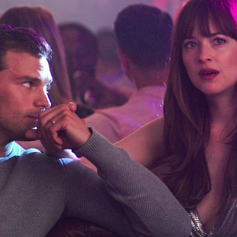 50 Shades Freed, He Looks At Her, Christian Gray Fifty Shades, Christian Grey Jamie Dornan, Dakota Johnson Style, Fifty Shades Movie, Anastasia Steele, Fifty Shades Freed, The Way He Looks