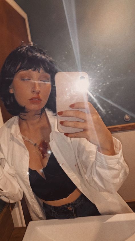 Mia Wallis Pulp Fiction Halloween Costume, Mis Wallace Costume, Mia Wallis Pulp Fiction Costume, Mia Pulp Fiction Costume, Disfraz Mia Wallace, Mia Wallace Halloween Costume, Pulp Fiction Halloween, Pulp Fiction Halloween Costume, Pulp Fiction Costume