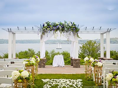 OceanCliff - Newport, Rhode Island #1 Rustic Fairytale Wedding, Island Wedding Reception, Rhode Island Wedding Venues, Newport Ri Wedding, Ocean Cliff, Newport Wedding, Rhode Island Wedding, Wedding Venues Beach, Wedding Reception Locations