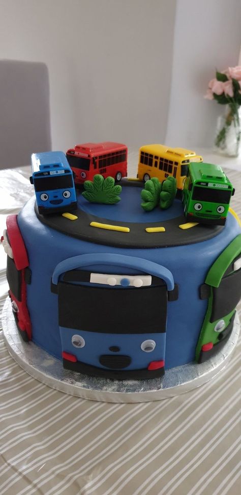 Tayo Birthday Theme, Tayo Cake Ideas, Tayo The Little Bus Birthday Cake, Tayo Birthday Decoration, Tayo Birthday Party, Tayo Cake, Monkey Birthday Cakes, Globe Cake, Bus Cake