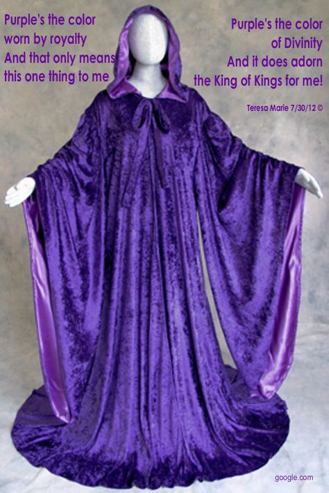 Weekly Photo Challenge: Purple Wizard Cloak, Medieval Halloween, Wizard Robes, Lotr Costume, Halloween Capes, Halloween Clothing, All Things Purple, Purple Satin, Velvet Color